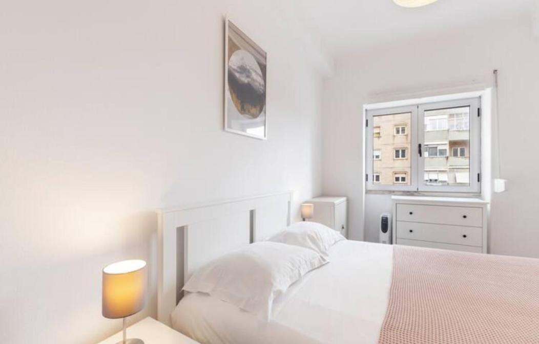 Beautiful 1 Bedroom Apartment Near Benfica Lisboa Exterior foto